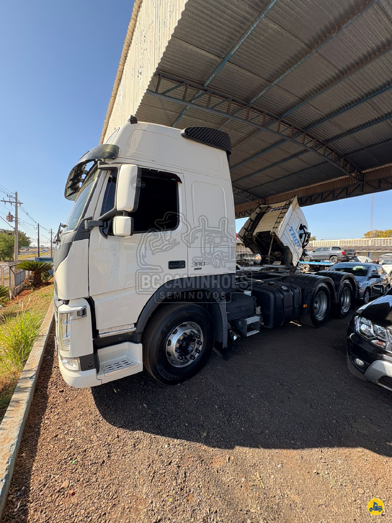 CAMINHAO VOLVO VOLVO FM 380 Cavalo Mecânico Cavalo 6x2 BC Caminhões Seminovos RIBEIRAO PRETO SÃO PAULO SP